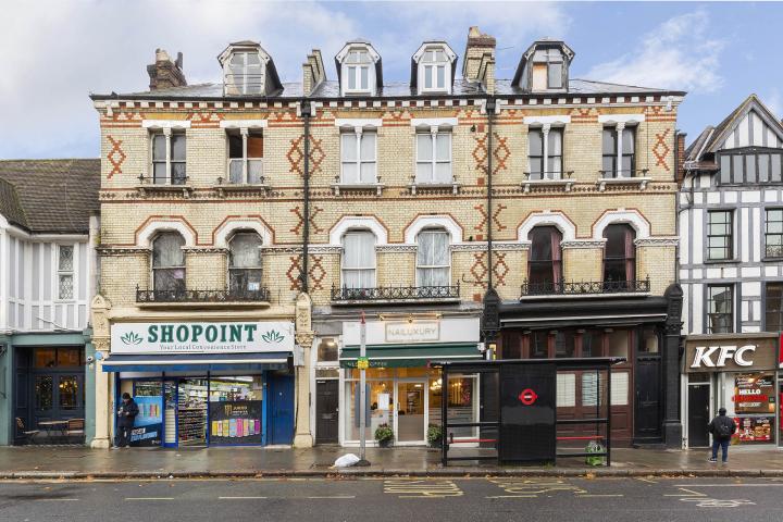 Modern Apartment with Private Patio Haverstock Hill, Belsize Park
